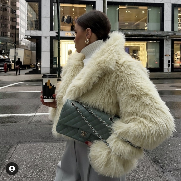 Zara Jackets & Blazers - ZARA FAUX-FUR COLLARED SHORT JACKET YELLOW M